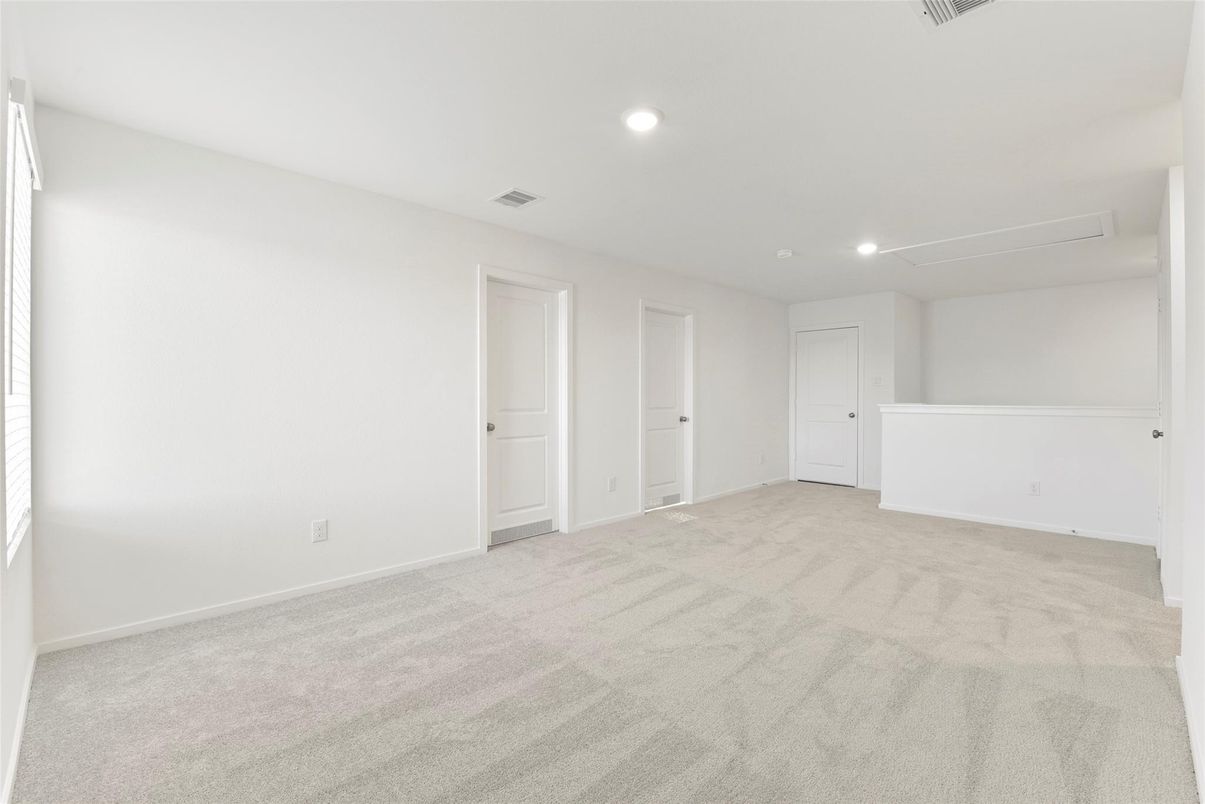 Empty room, Interior, Recessed Lighting