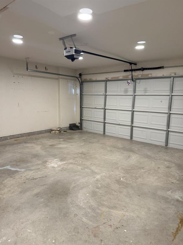 Garage, Interior, Recessed Lighting