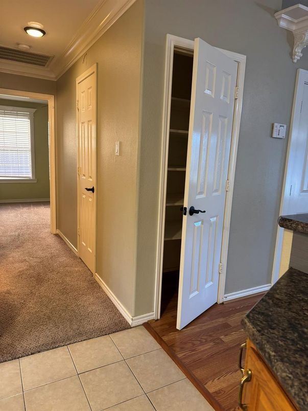 Interior, Recessed Lighting