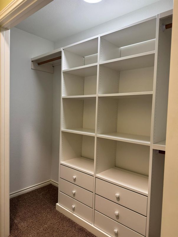 Interior, Walk-in Closets
