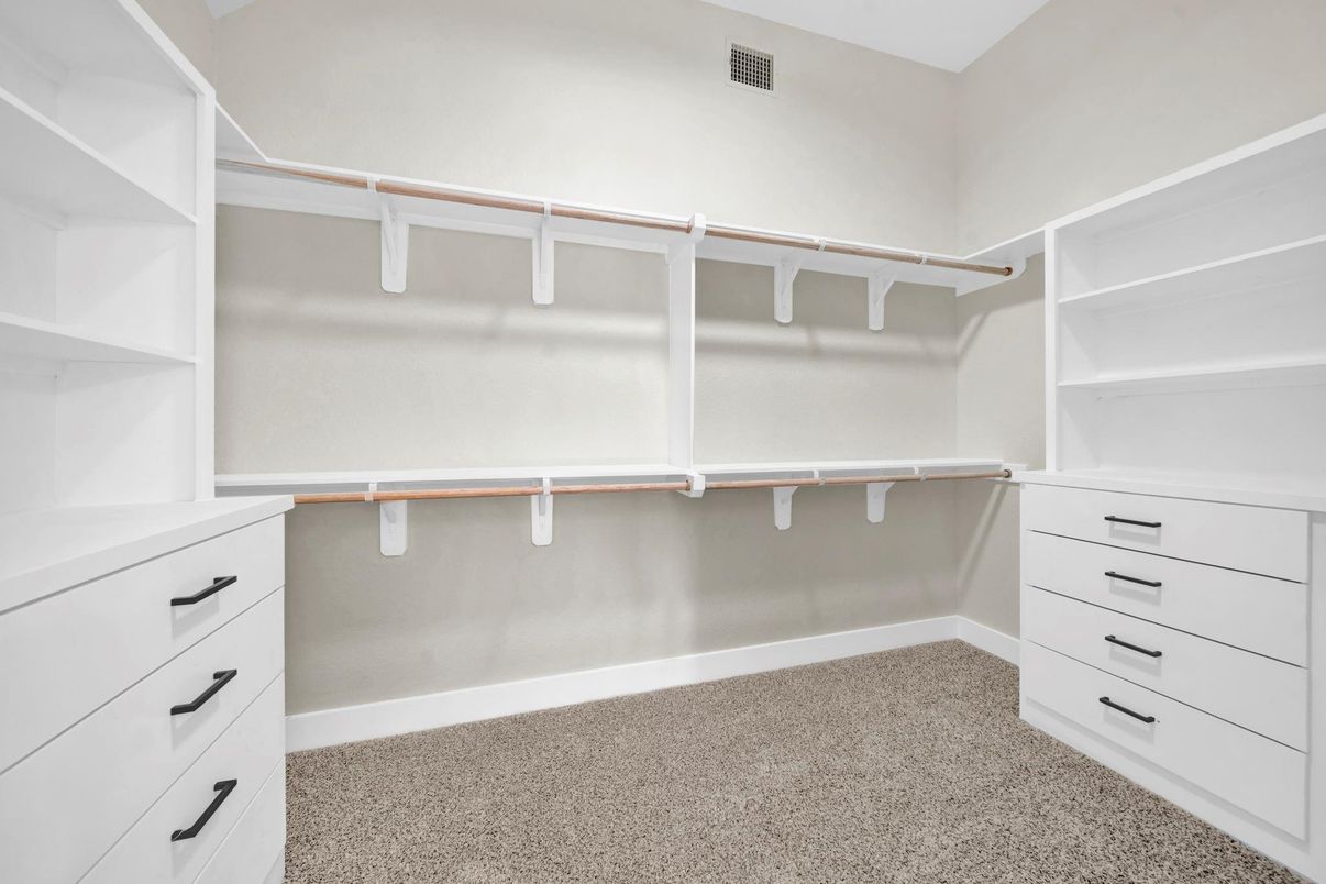 Interior, Walk-in Closets