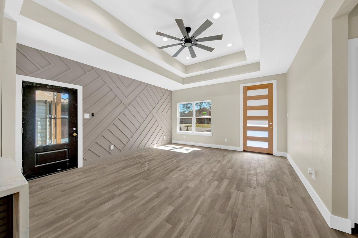 Interior, Recessed Lighting, Wood Texture Flooring