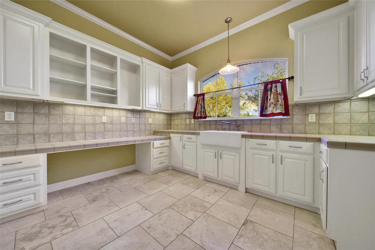 Interior, Kitchen, Pendant Lights