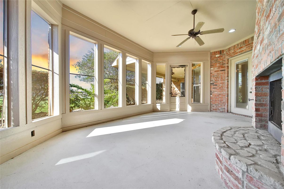 Empty room, Interior, Stone Walls, Sun Room