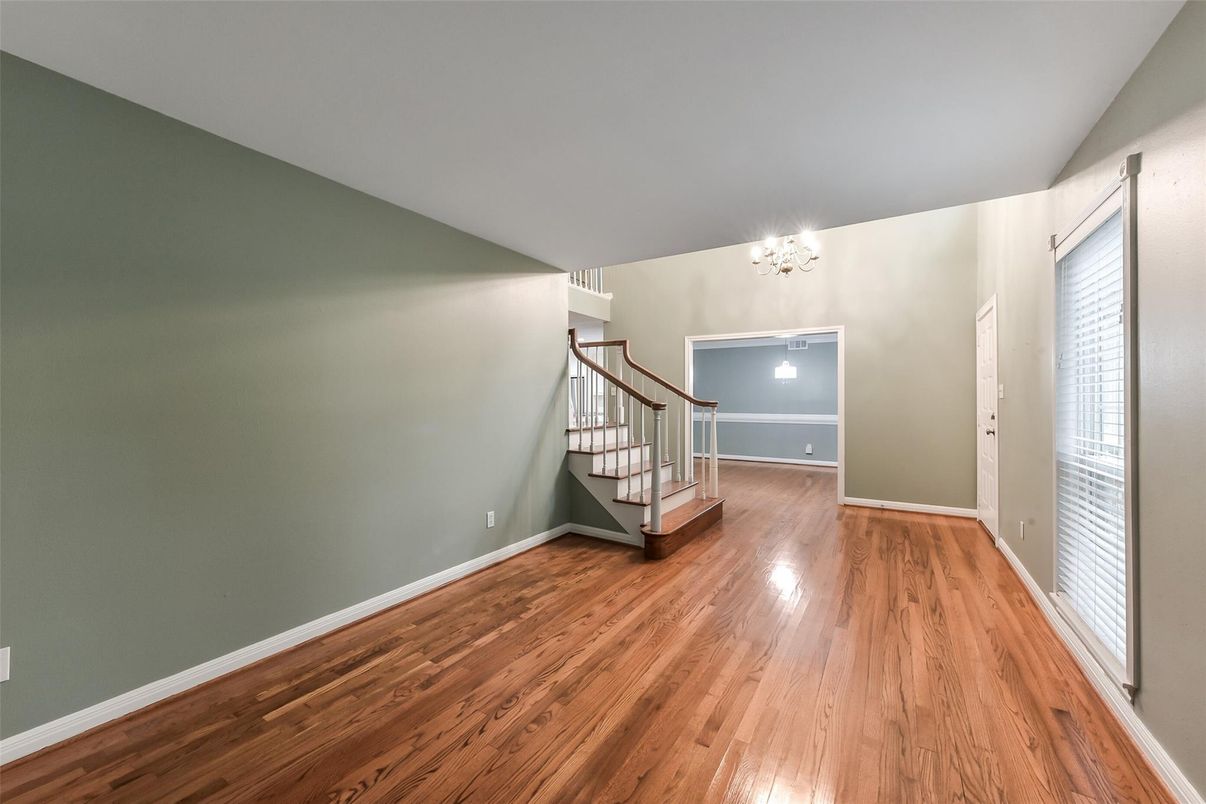 Chandelier, Empty room, Interior, Wood Texture Flooring