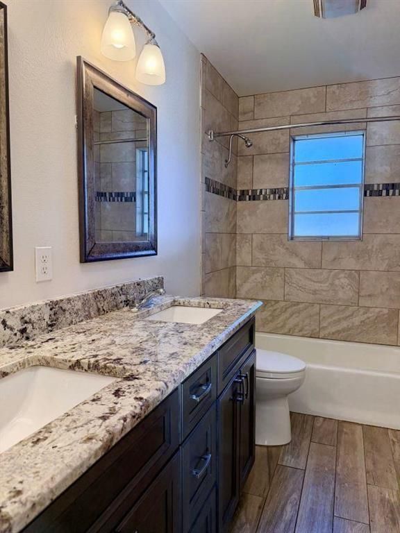 Bathroom, Dual Sink Vanities, Interior, Wood Texture Flooring