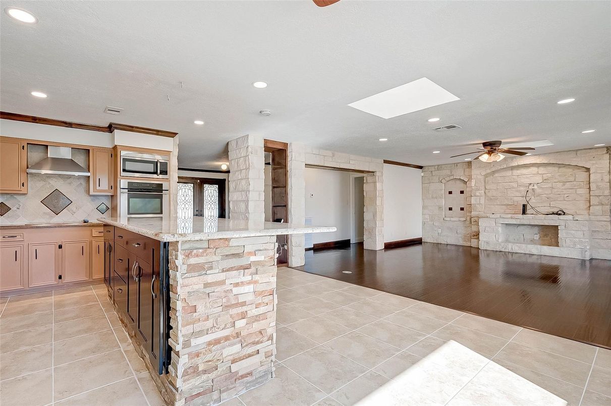 Interior, Kitchen, Recessed Lighting, Stone Walls, Wood Texture Flooring