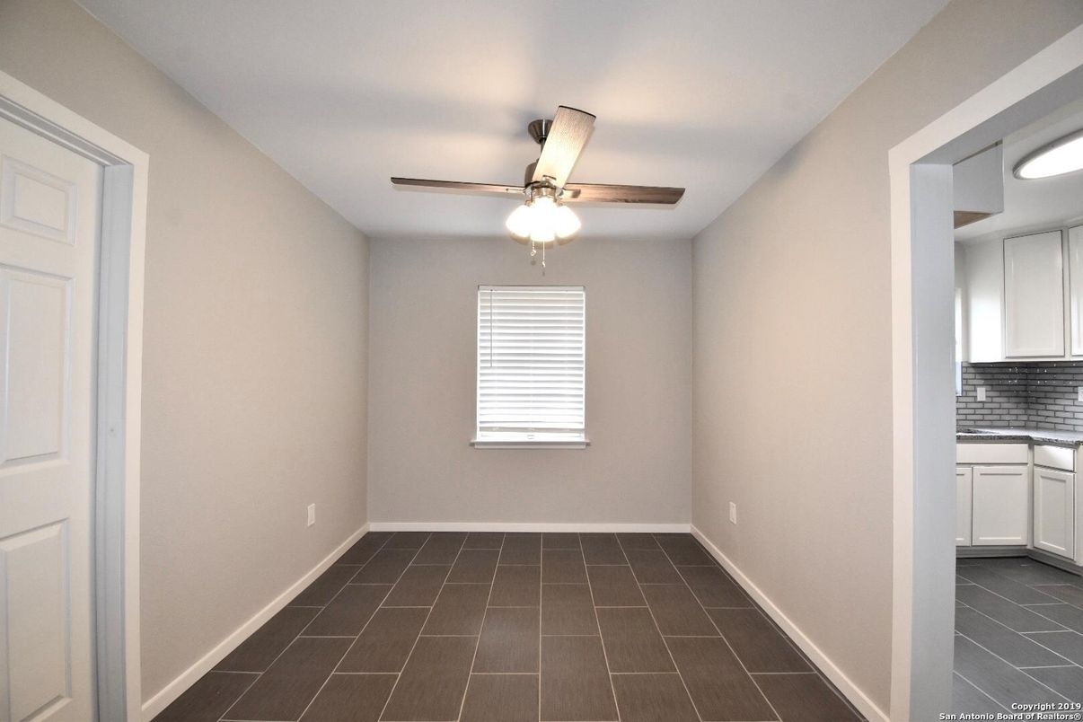 Empty room, Interior, Kitchen