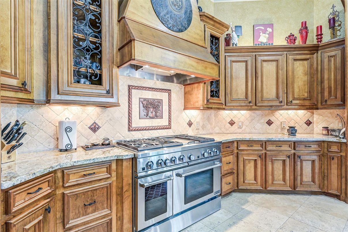 Interior, Kitchen, Stainless Steel Appliances