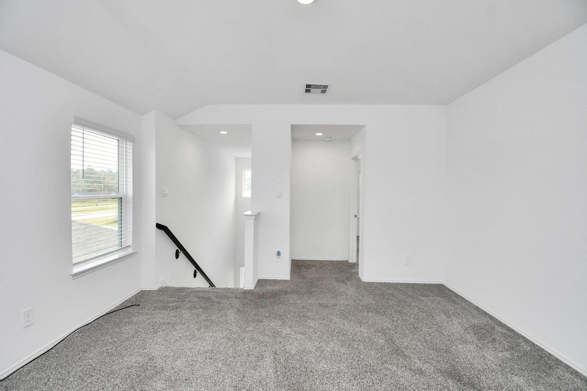 Empty room, Interior, Recessed Lighting