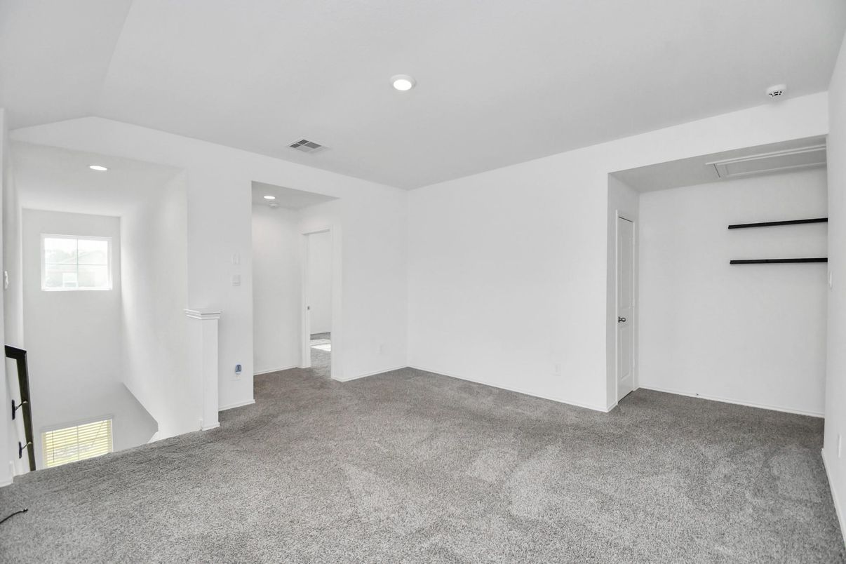 Empty room, Interior, Recessed Lighting