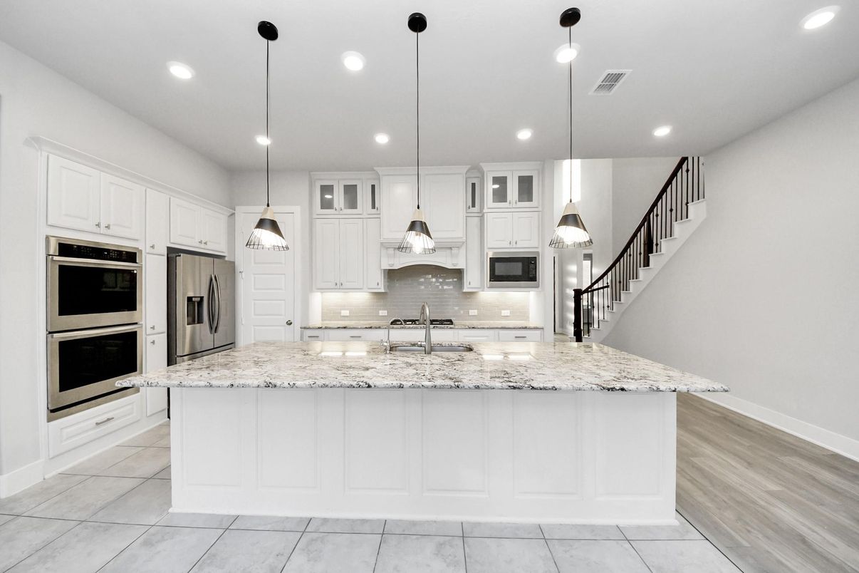 Interior, Kitchen, Pendant Lights, Recessed Lighting, Stainless Steel Appliances