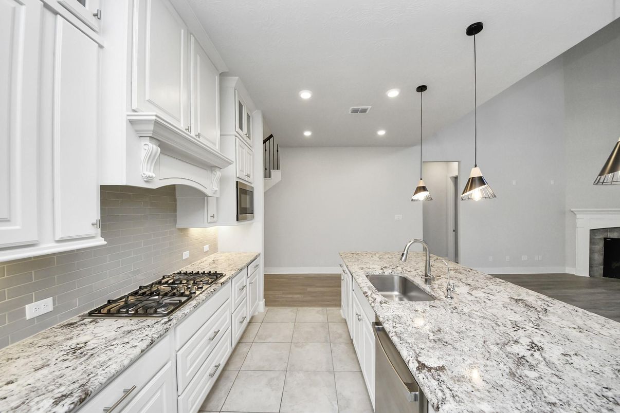 Fireplace, Interior, Kitchen, Pendant Lights, Recessed Lighting