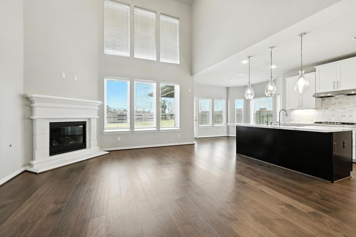 Fireplace, Interior, Kitchen, Pendant Lights, Recessed Lighting, Wood Texture Flooring