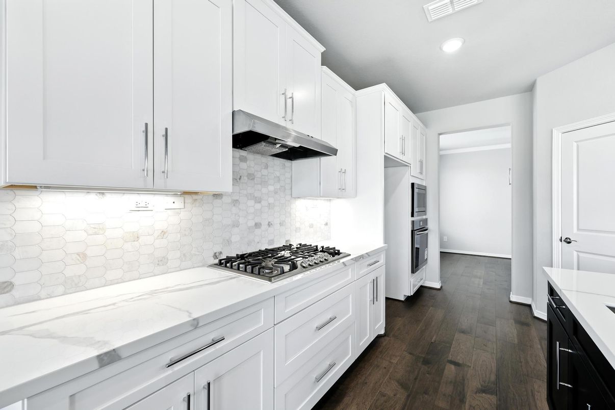 Interior, Kitchen, Recessed Lighting, Wood Texture Flooring