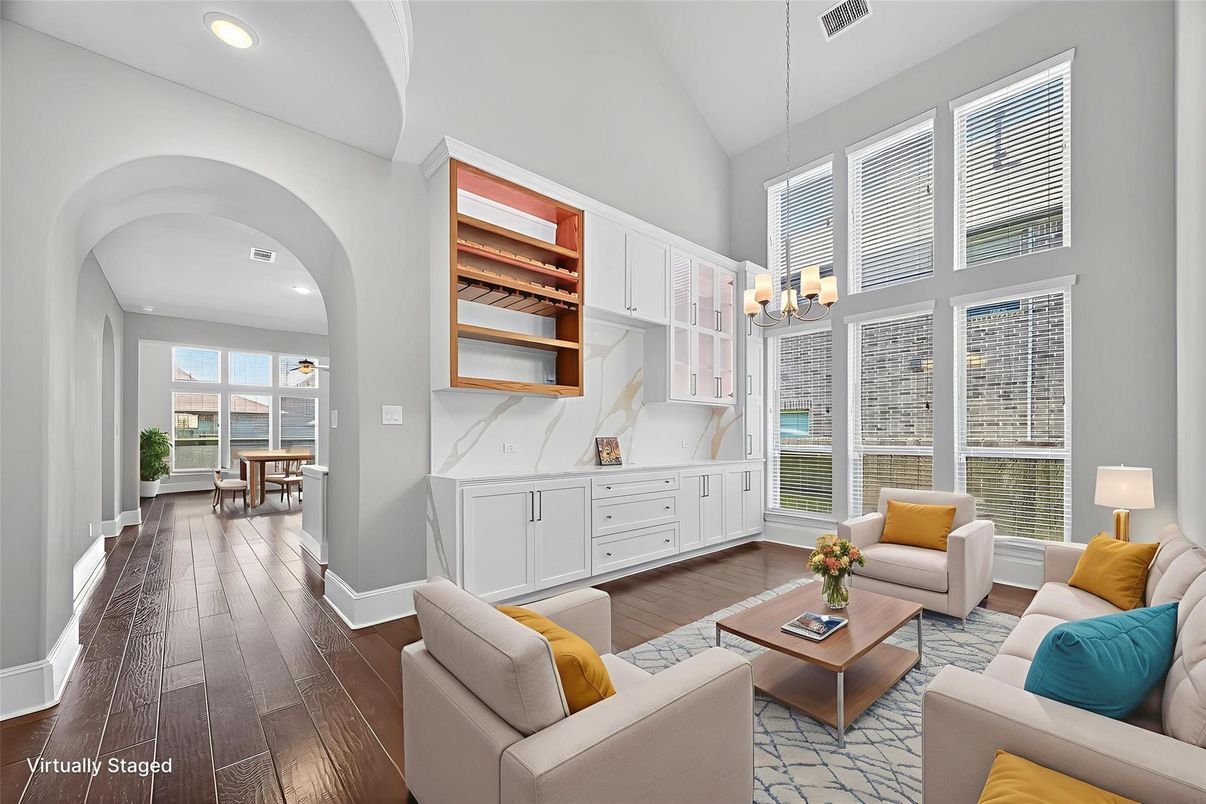Interior, Living room, Pendant Lights, Recessed Lighting, Wood Texture Flooring