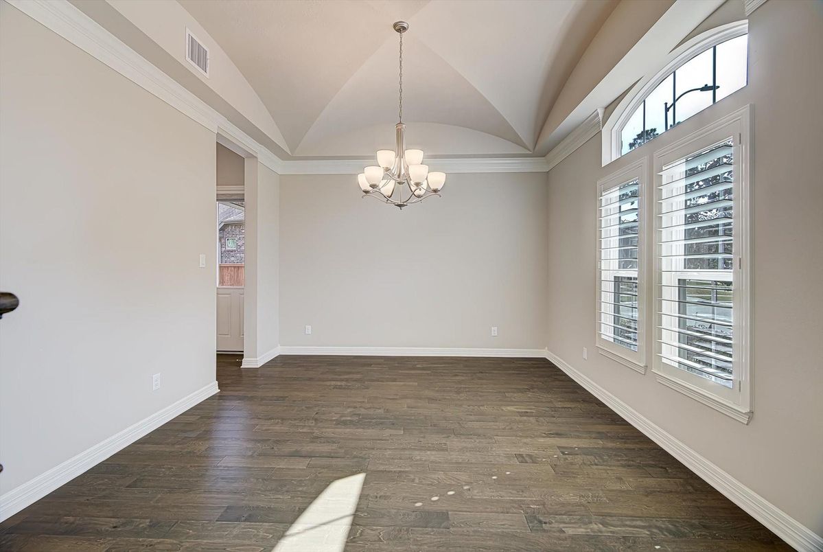 Chandelier, Empty room, Interior, Wood Texture Flooring