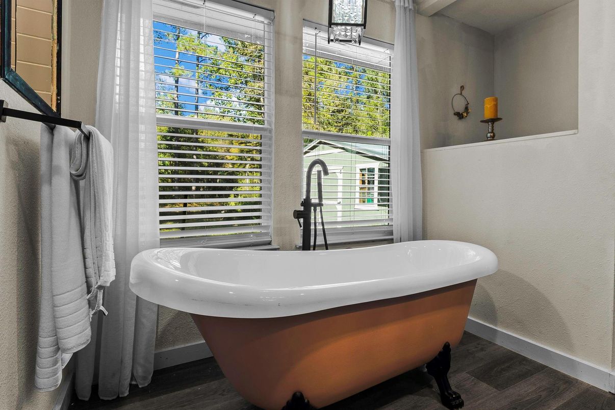 Bathroom, Free Standing Baths, Interior, Wood Texture Flooring