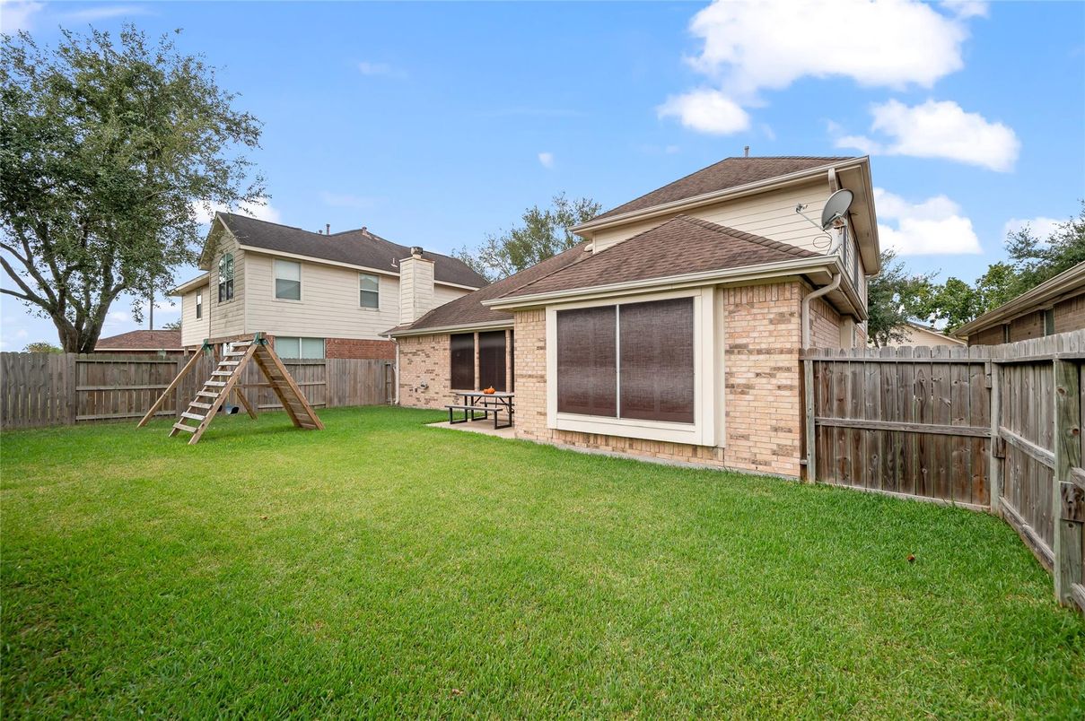 Backyard, Exterior, Playground