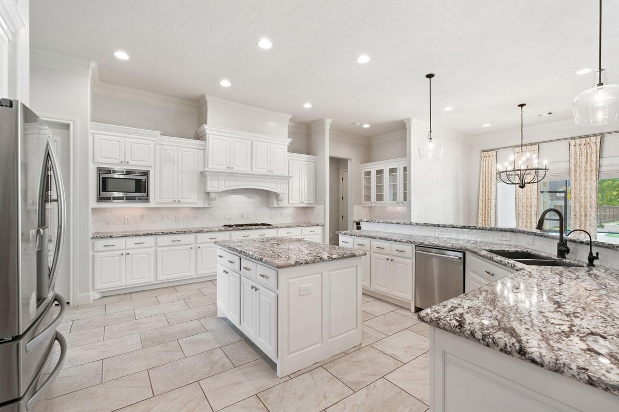 Interior, Kitchen, Pendant Lights, Recessed Lighting, Stainless Steel Appliances