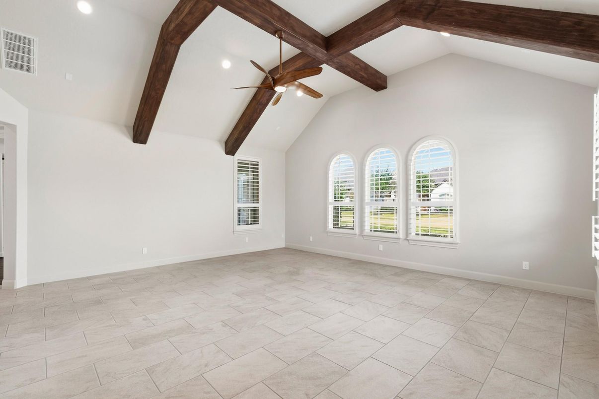 Empty room, Interior, Recessed Lighting, Wooden Beams