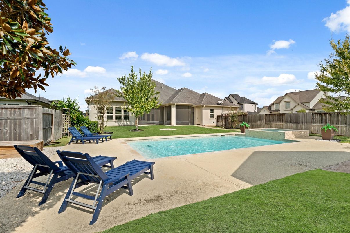 Backyard, Exterior, Pool