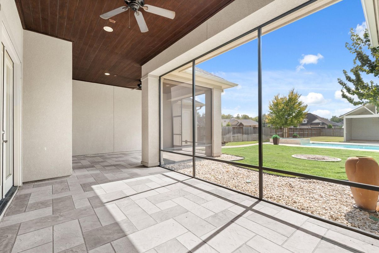 Interior, Recessed Lighting, Sun Room