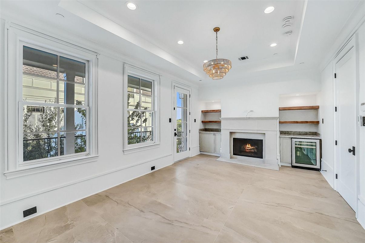 Chandelier, Empty room, Fireplace, Interior, Pendant Lights, Recessed Lighting