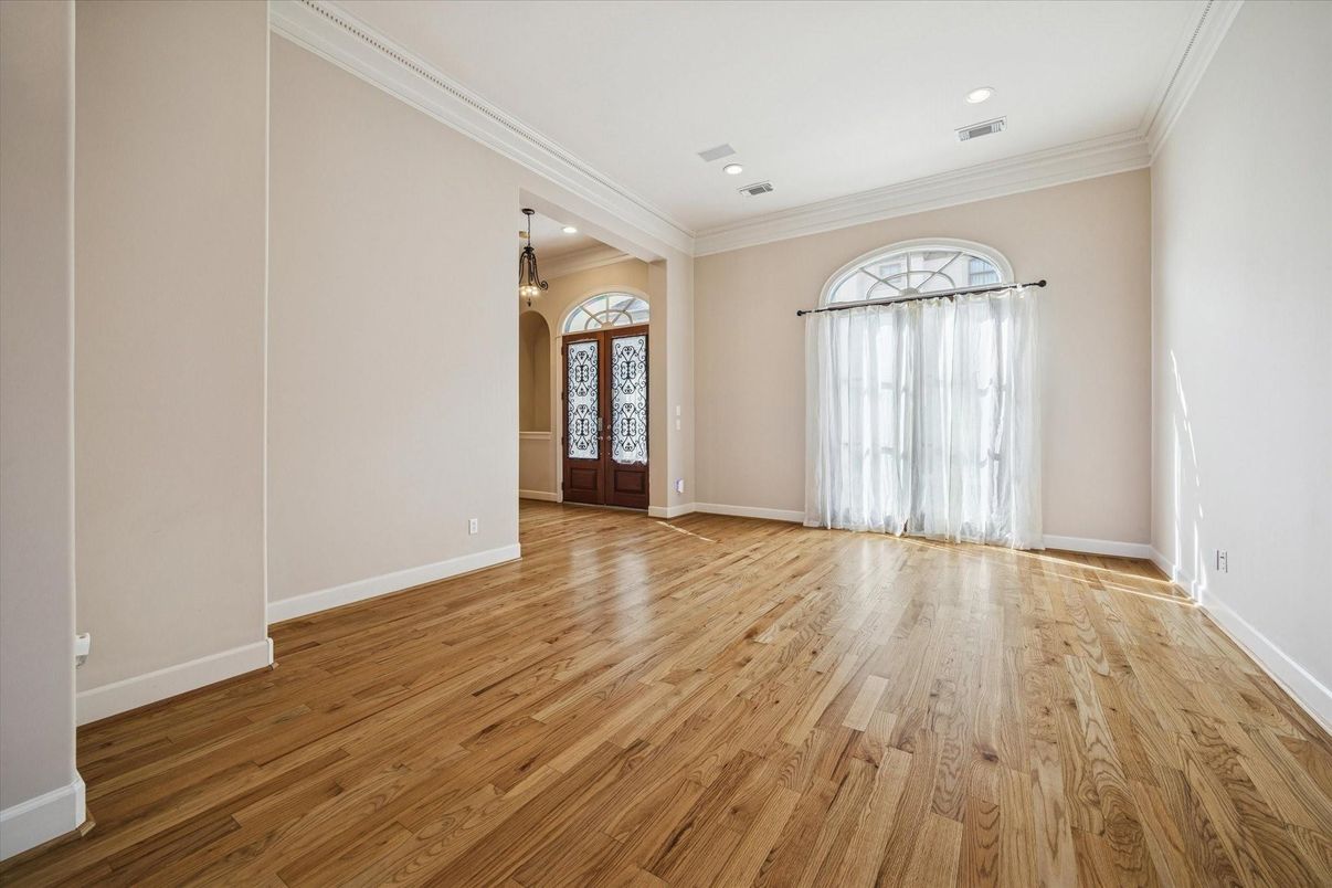 Empty room, Interior, Pendant Lights, Recessed Lighting, Wood Texture Flooring