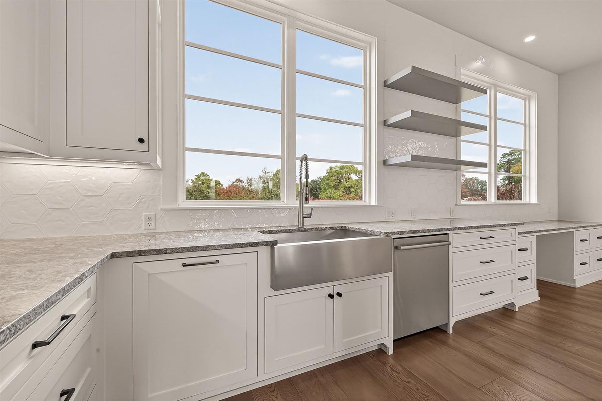 Interior, Kitchen, Recessed Lighting, Wood Texture Flooring