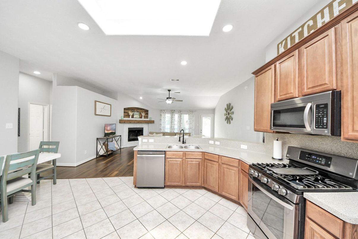 Fireplace, Interior, Kitchen, Recessed Lighting, Wood Texture Flooring