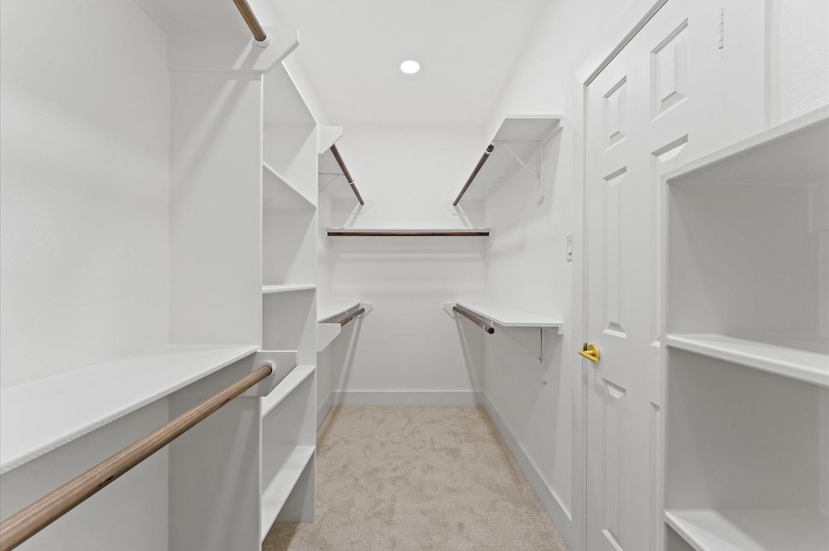 Interior, Recessed Lighting, Walk-in Closets