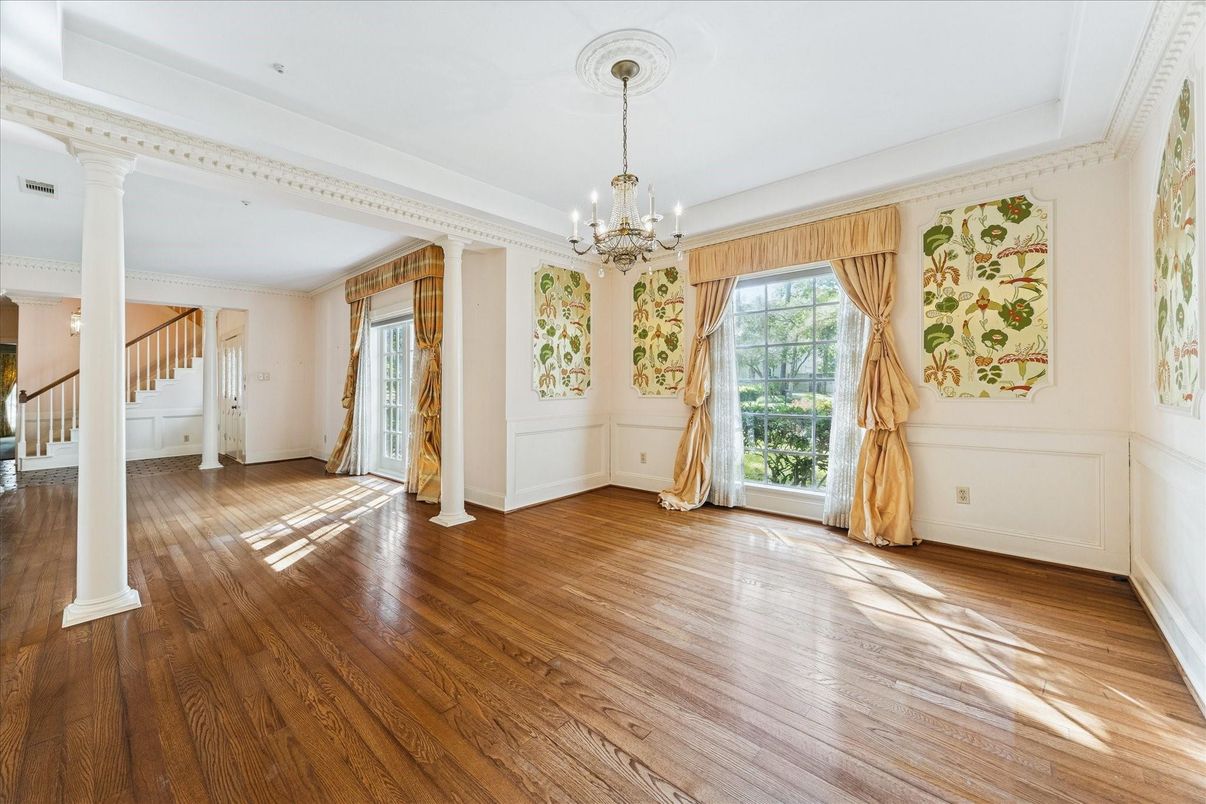 Chandelier, Empty room, Interior, Wood Texture Flooring