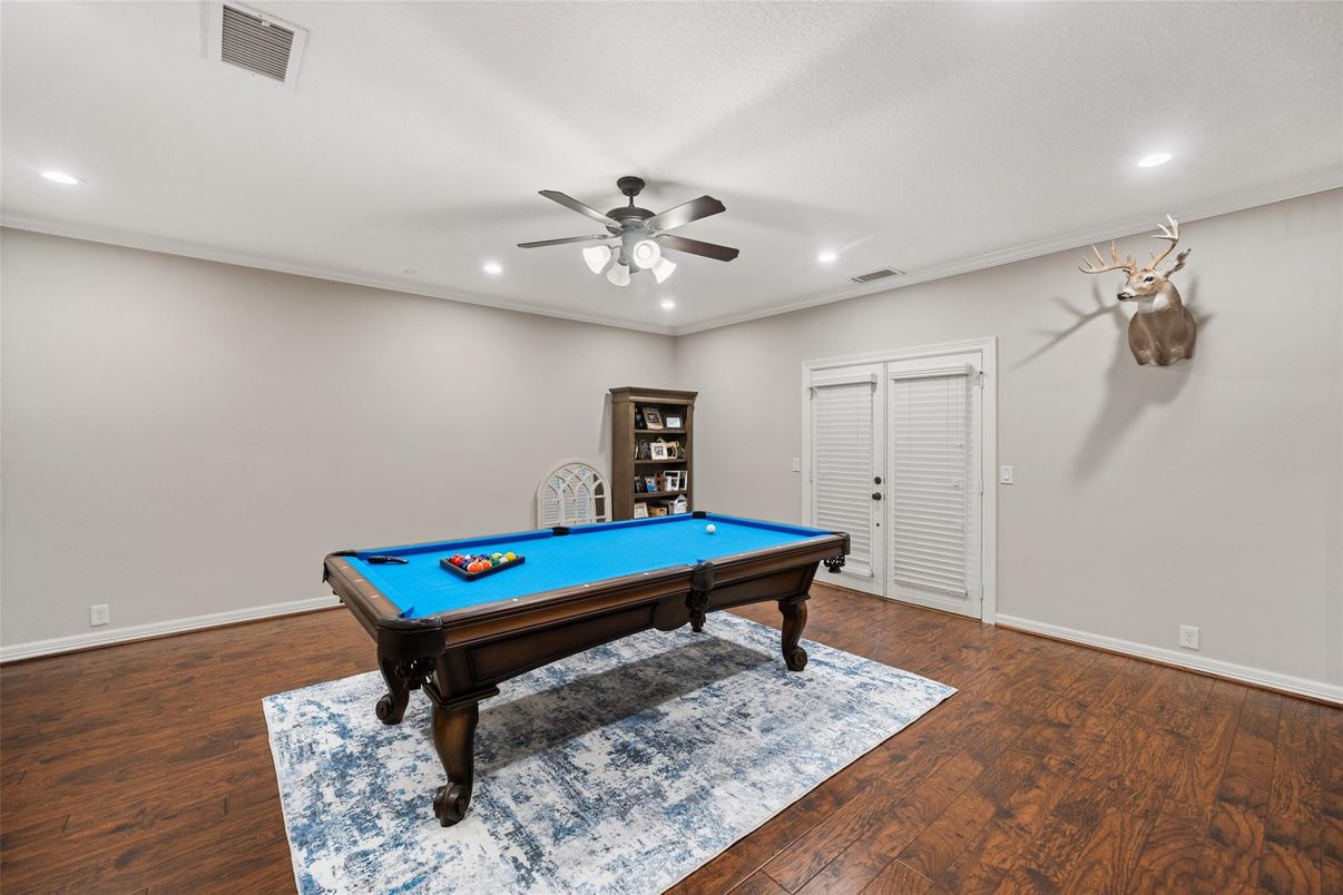 Billiard Table, Game Room, Interior, Recessed Lighting, Wood Texture Flooring