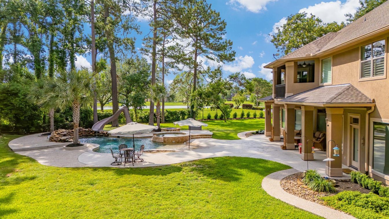 Backyard, Exterior, Pool