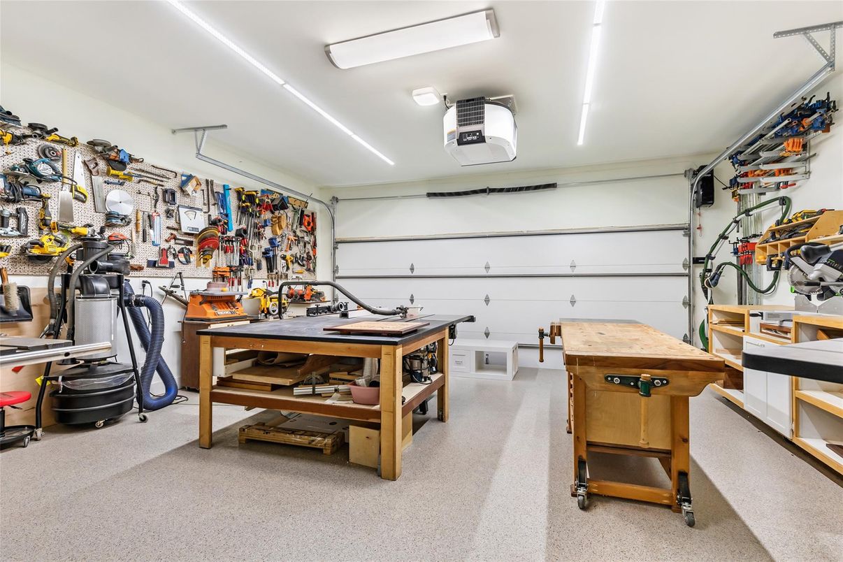 Garage, Interior, Recessed Lighting