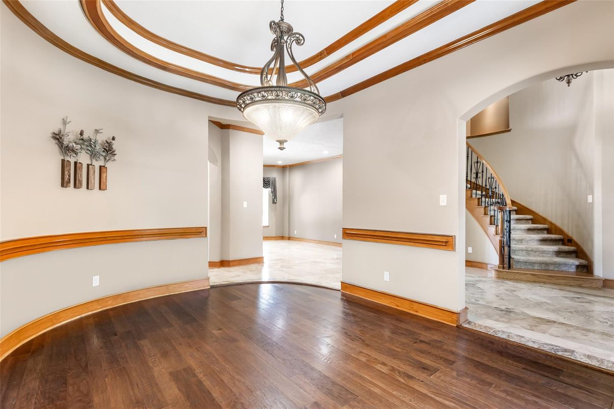 Chandelier, Empty room, Interior, Wood Texture Flooring