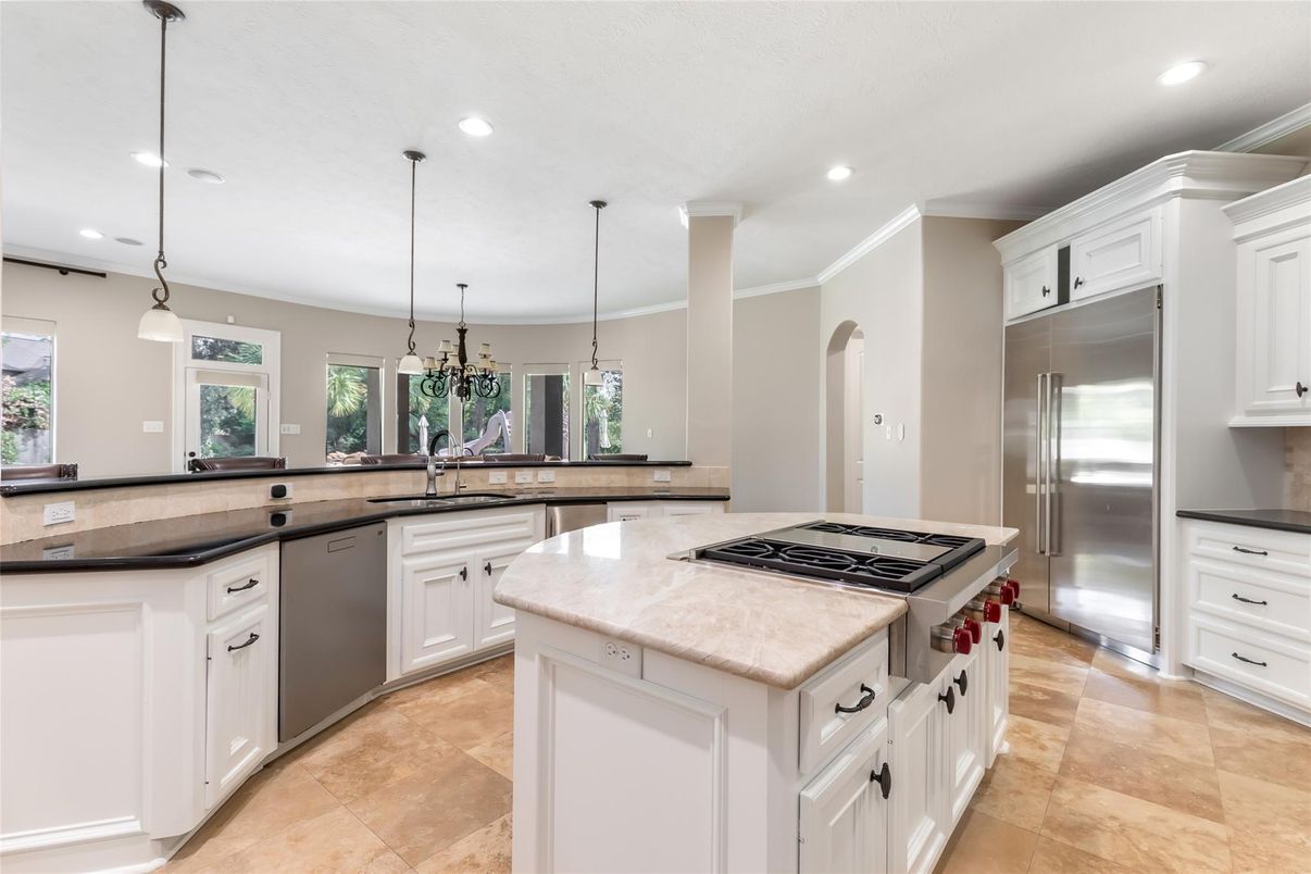 Interior, Kitchen, Pendant Lights, Recessed Lighting, Stainless Steel Appliances