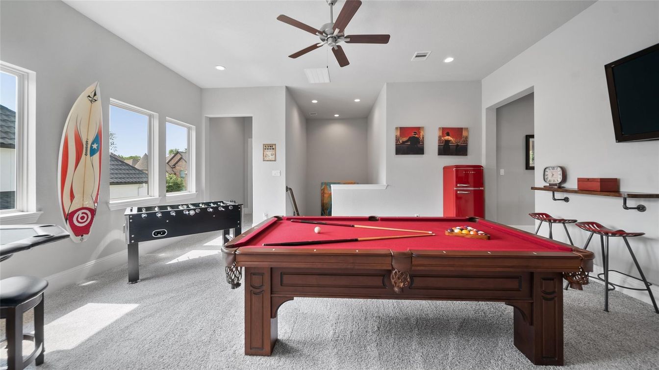 Billiard Table, Game Room, Interior, Recessed Lighting