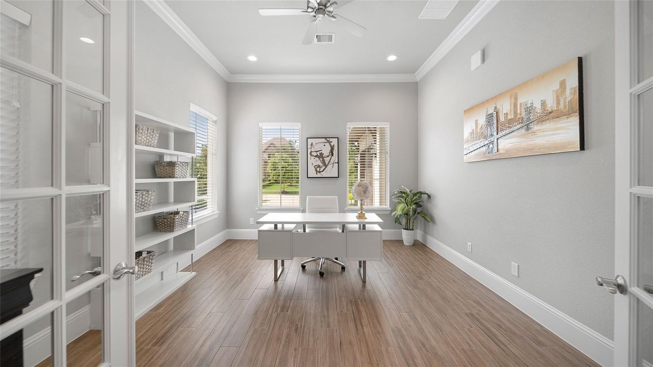 Home Office, Interior, Recessed Lighting, Wood Texture Flooring