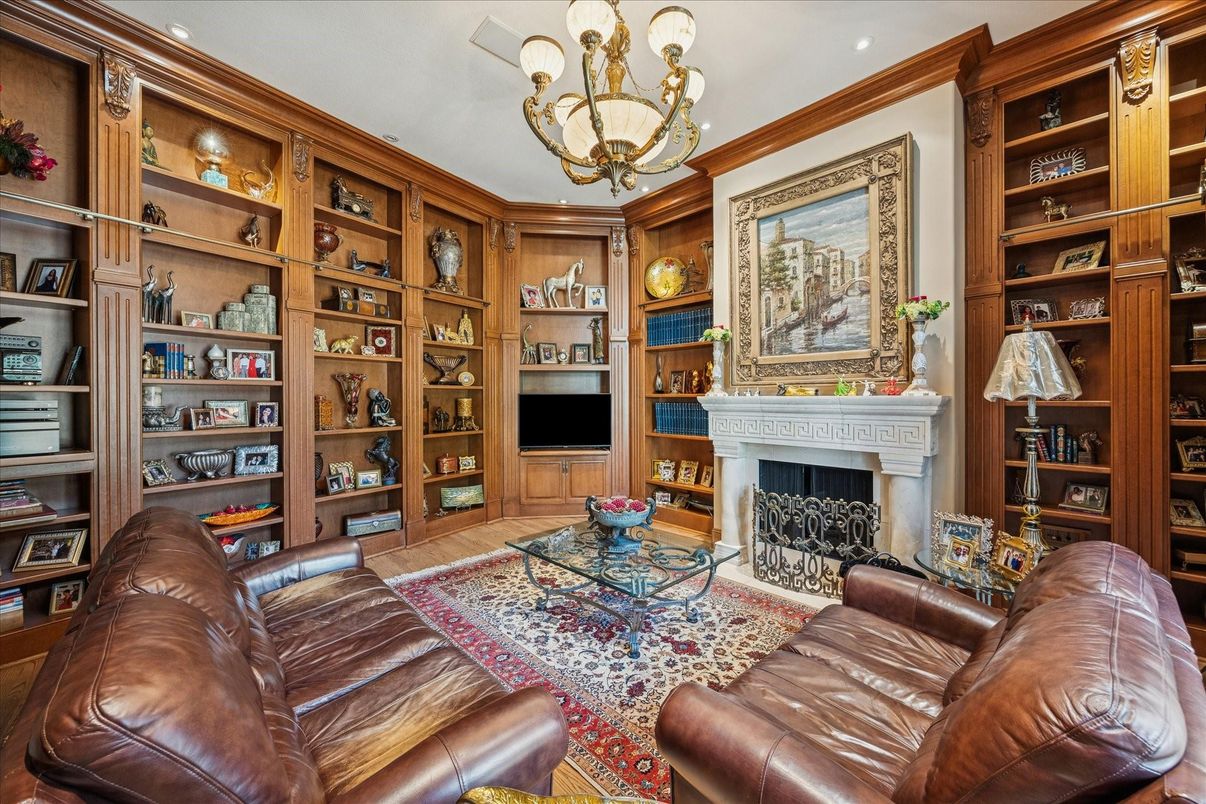 Chandelier, Fireplace, Interior, Living room, Recessed Lighting, Wood Texture Flooring