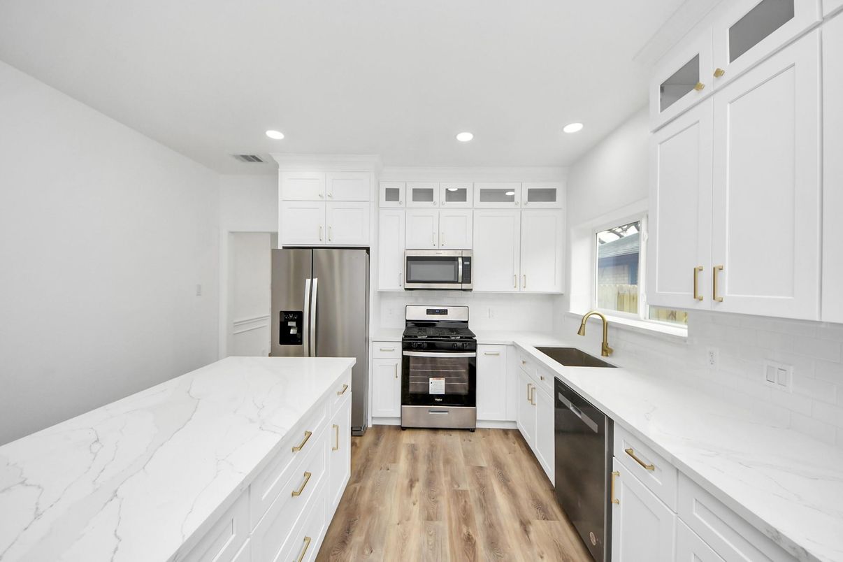 Interior, Kitchen, Recessed Lighting, Stainless Steel Appliances, Wood Texture Flooring