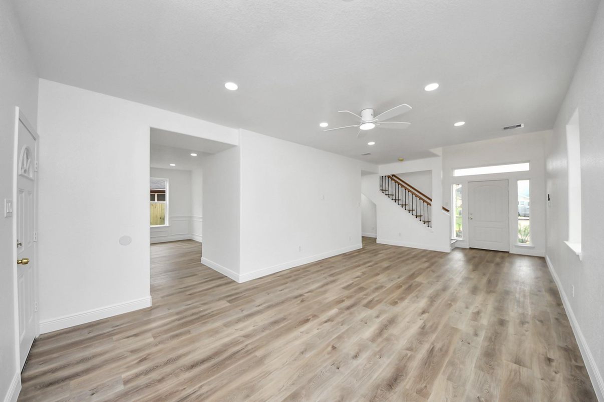 Empty room, Interior, Recessed Lighting, Wood Texture Flooring