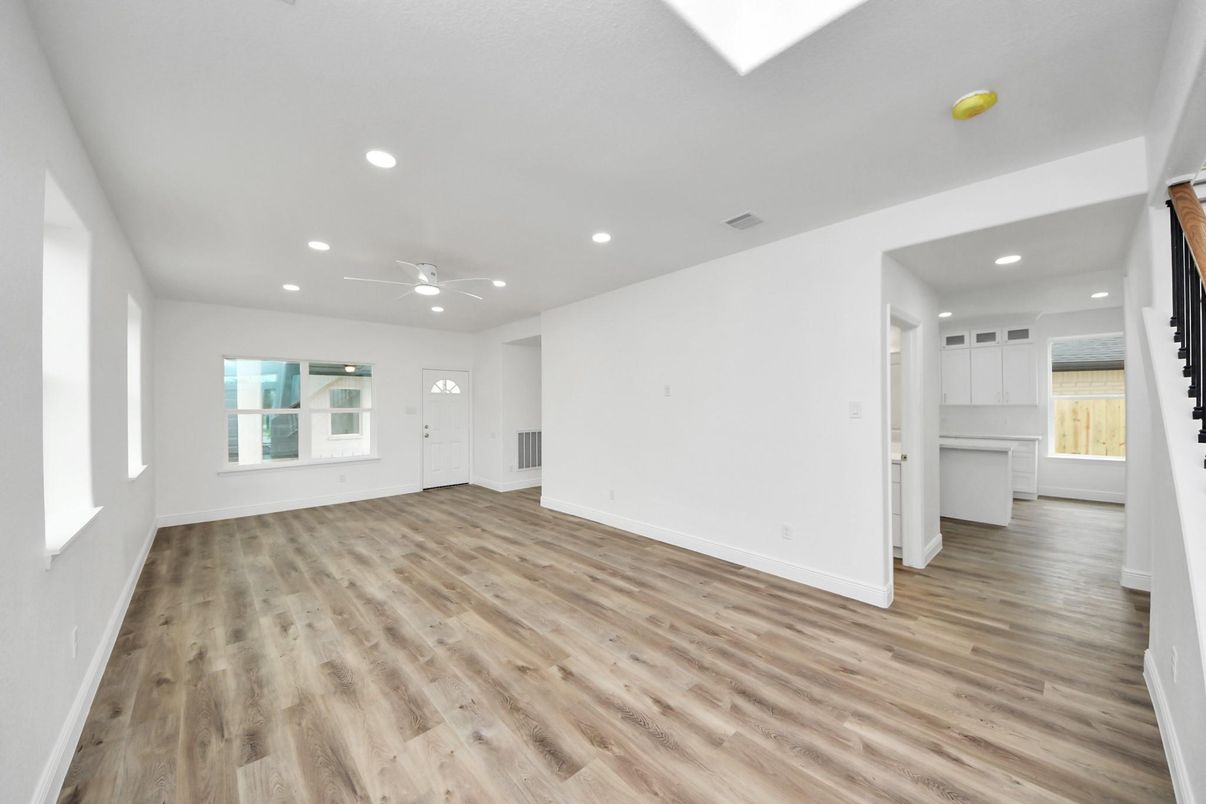 Empty room, Interior, Recessed Lighting, Wood Texture Flooring