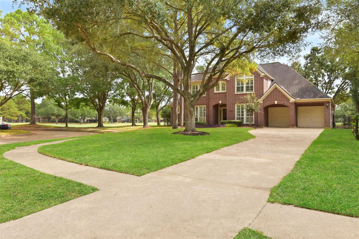 Attached, Backyard, Exterior, Facade, Brick Facade, French Provincial