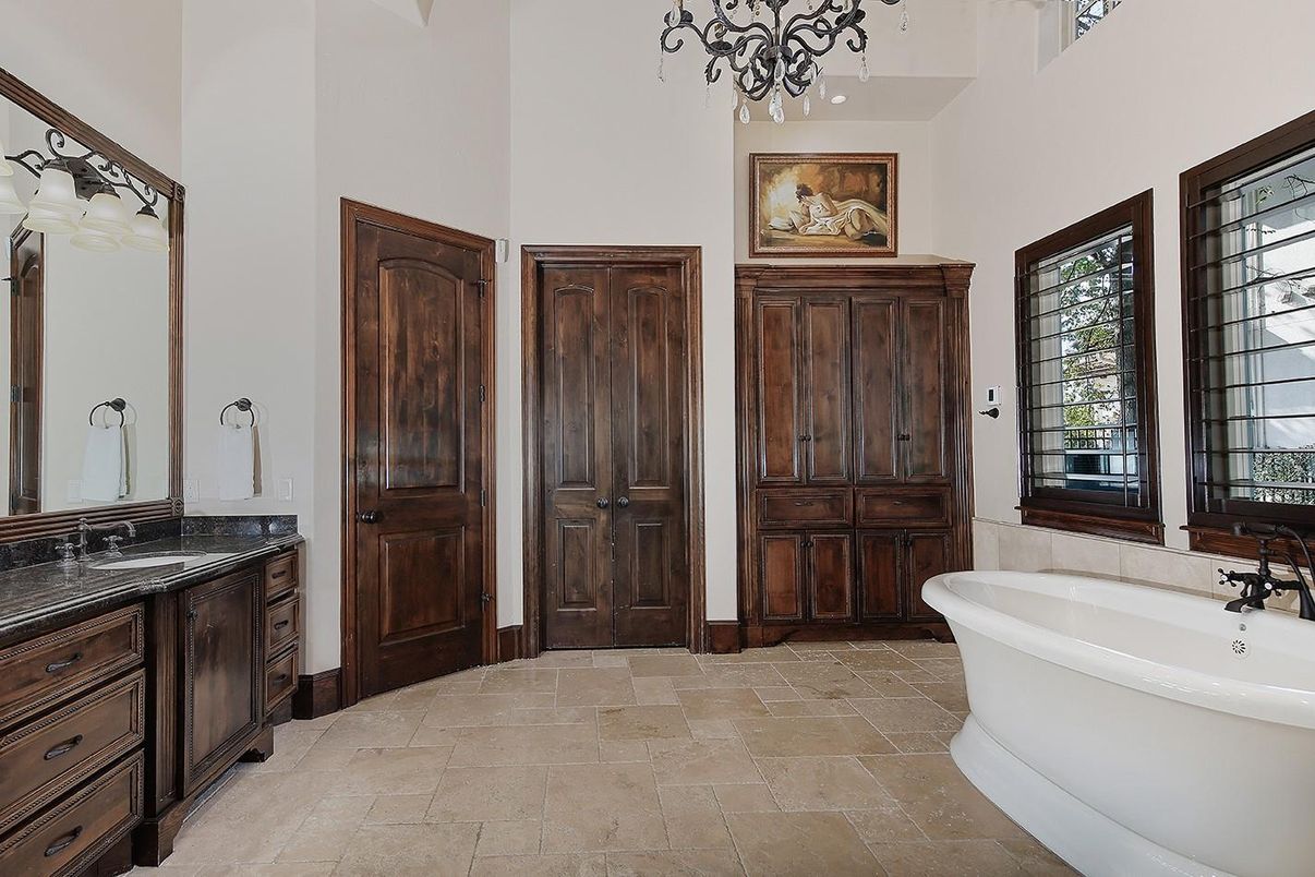 Bathroom, Free Standing Baths, Interior