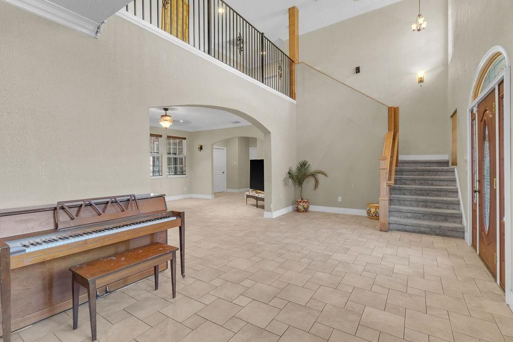 Interior, Pendant Lights, Piano
