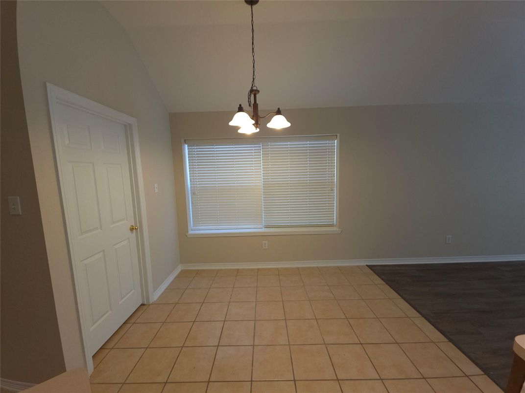 Chandelier, Empty room, Interior, Pendant Lights, Wood Texture Flooring