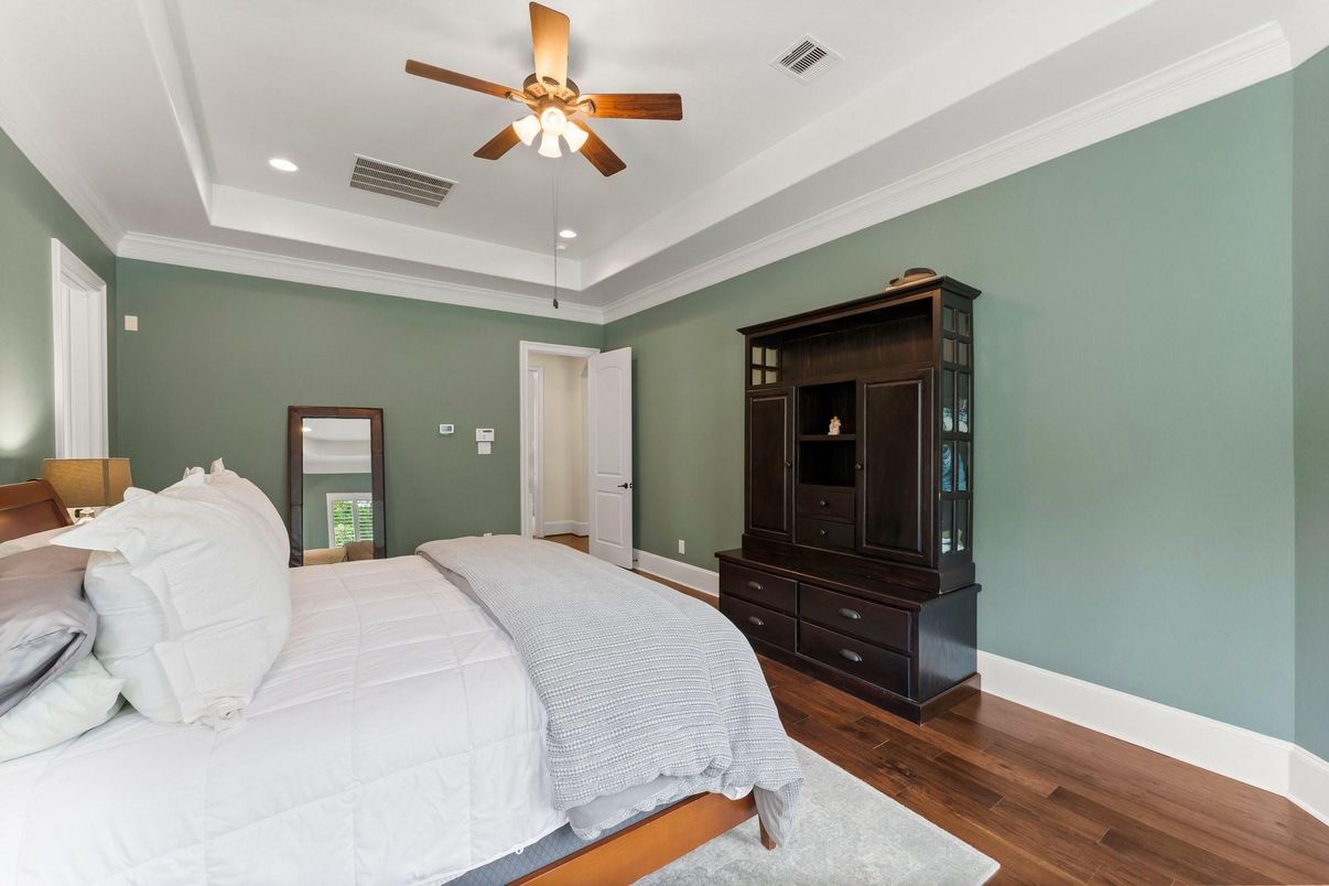 Bedroom, Interior, Recessed Lighting, Wood Texture Flooring