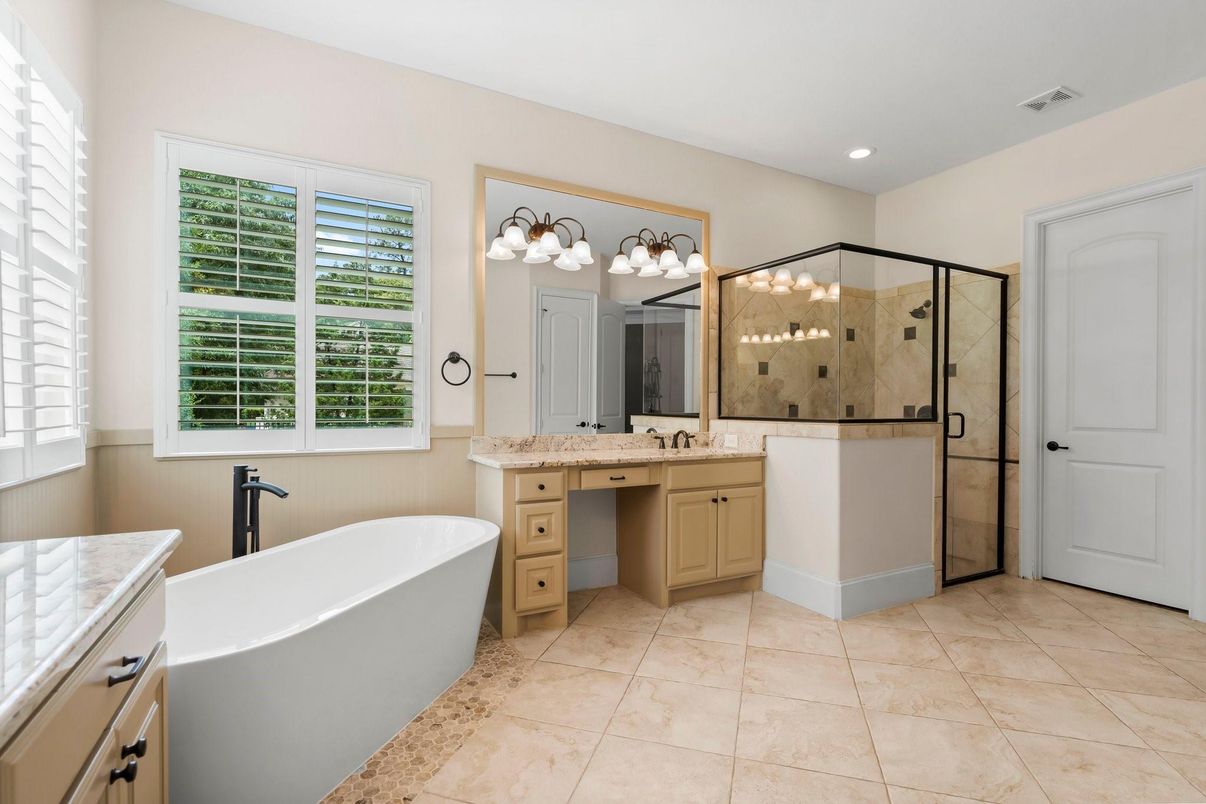 Bathroom, Dual Sink Vanities, Free Standing Baths, Glass Shower, Interior, Recessed Lighting